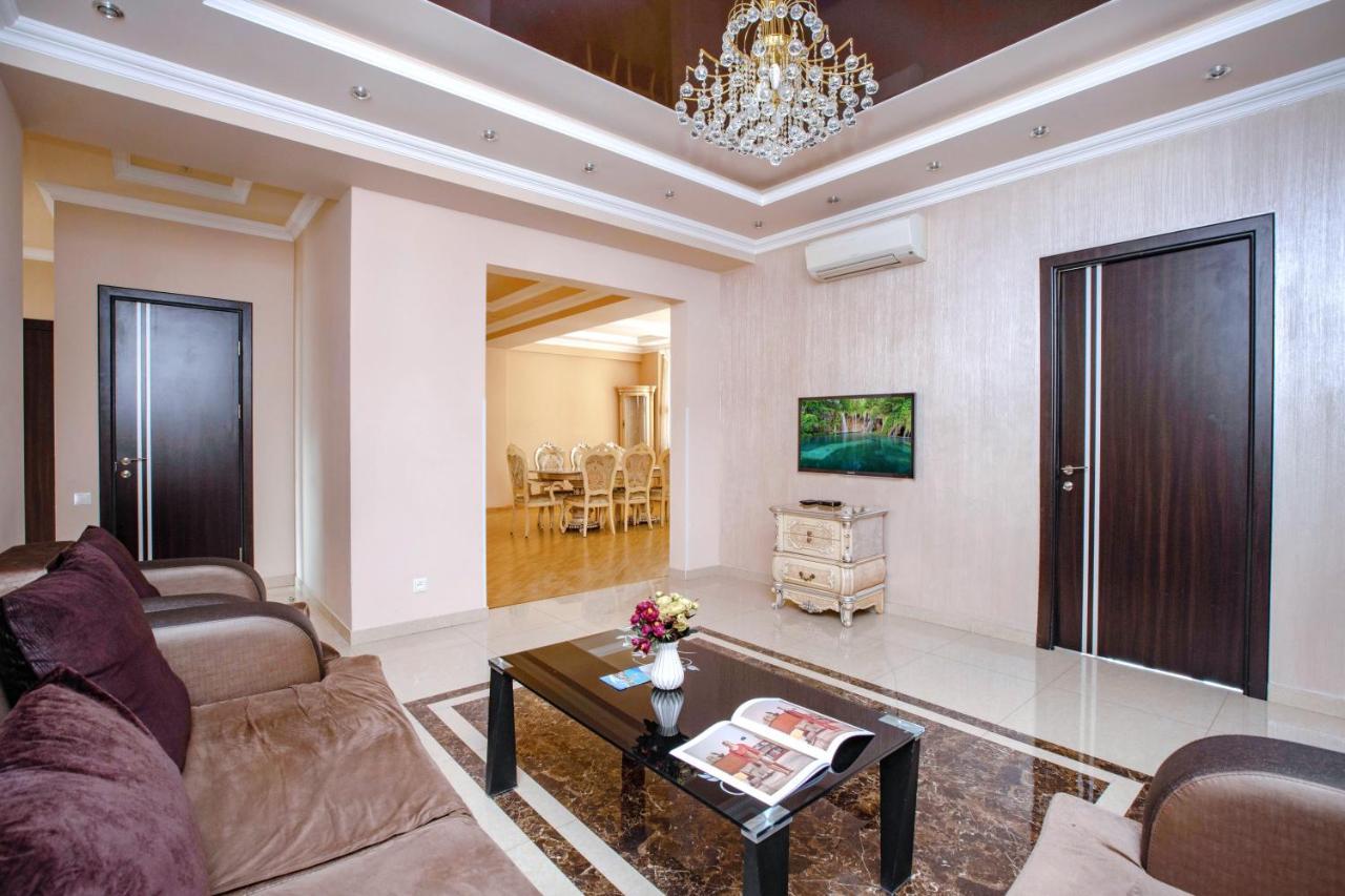 Stay Inn Apartments On Amiryan 4-6 Єреван Екстер'єр фото