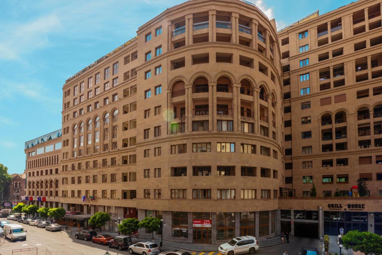 Stay Inn Apartments On Amiryan 4-6 Єреван Екстер'єр фото