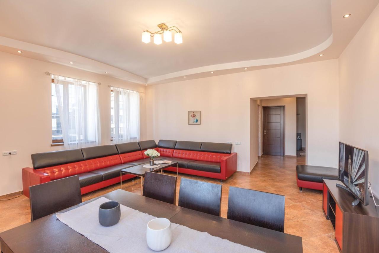 Stay Inn Apartments On Amiryan 4-6 Єреван Екстер'єр фото
